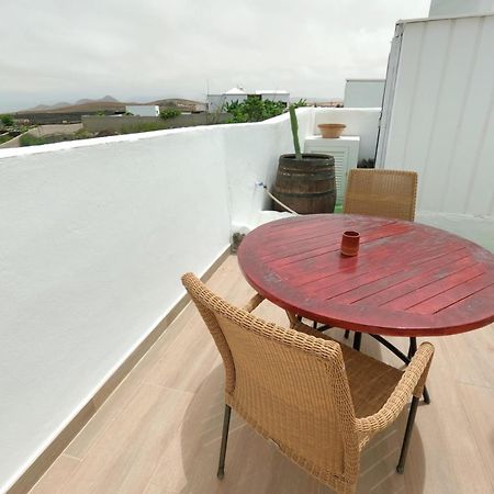 Jardin Del Mar Apartment Tinajo Exterior photo