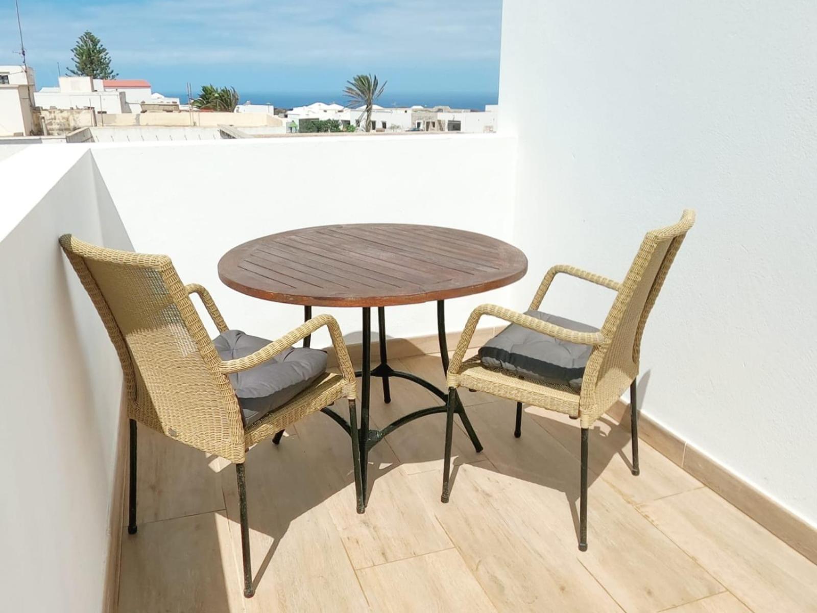 Jardin Del Mar Apartment Tinajo Exterior photo